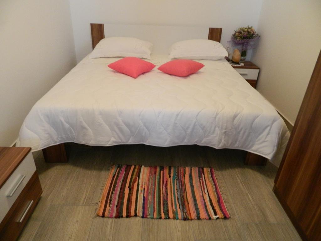 Bartulovi Dvori Appartement Poljica  Buitenkant foto