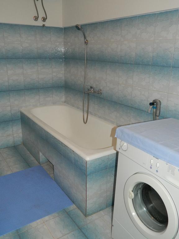 Bartulovi Dvori Appartement Poljica  Buitenkant foto